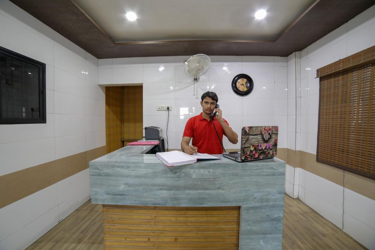 Oyo Flagship Hotel Chandani Rāipur Exterior foto