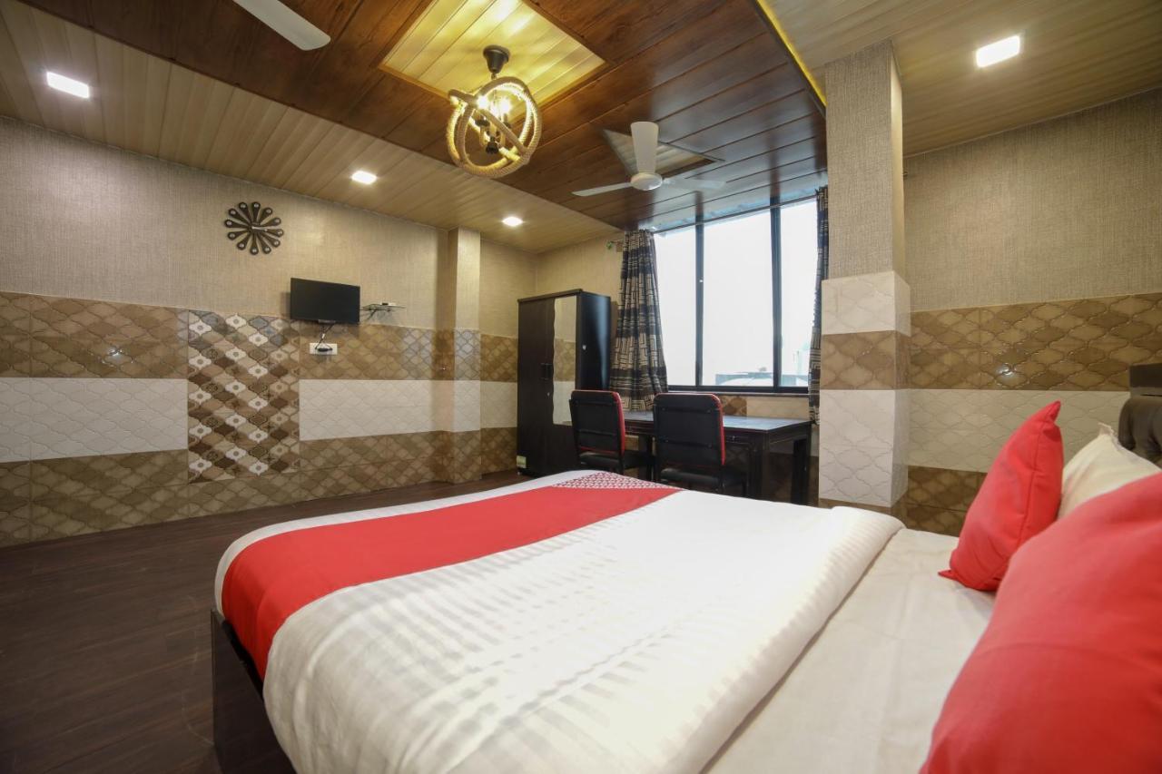 Oyo Flagship Hotel Chandani Rāipur Exterior foto
